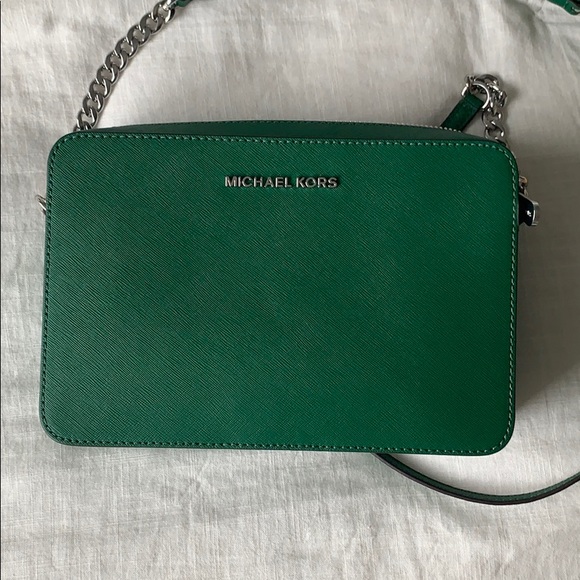Michael Kors Handbags - Michael Kors Large Jet Set Green-  just like new!